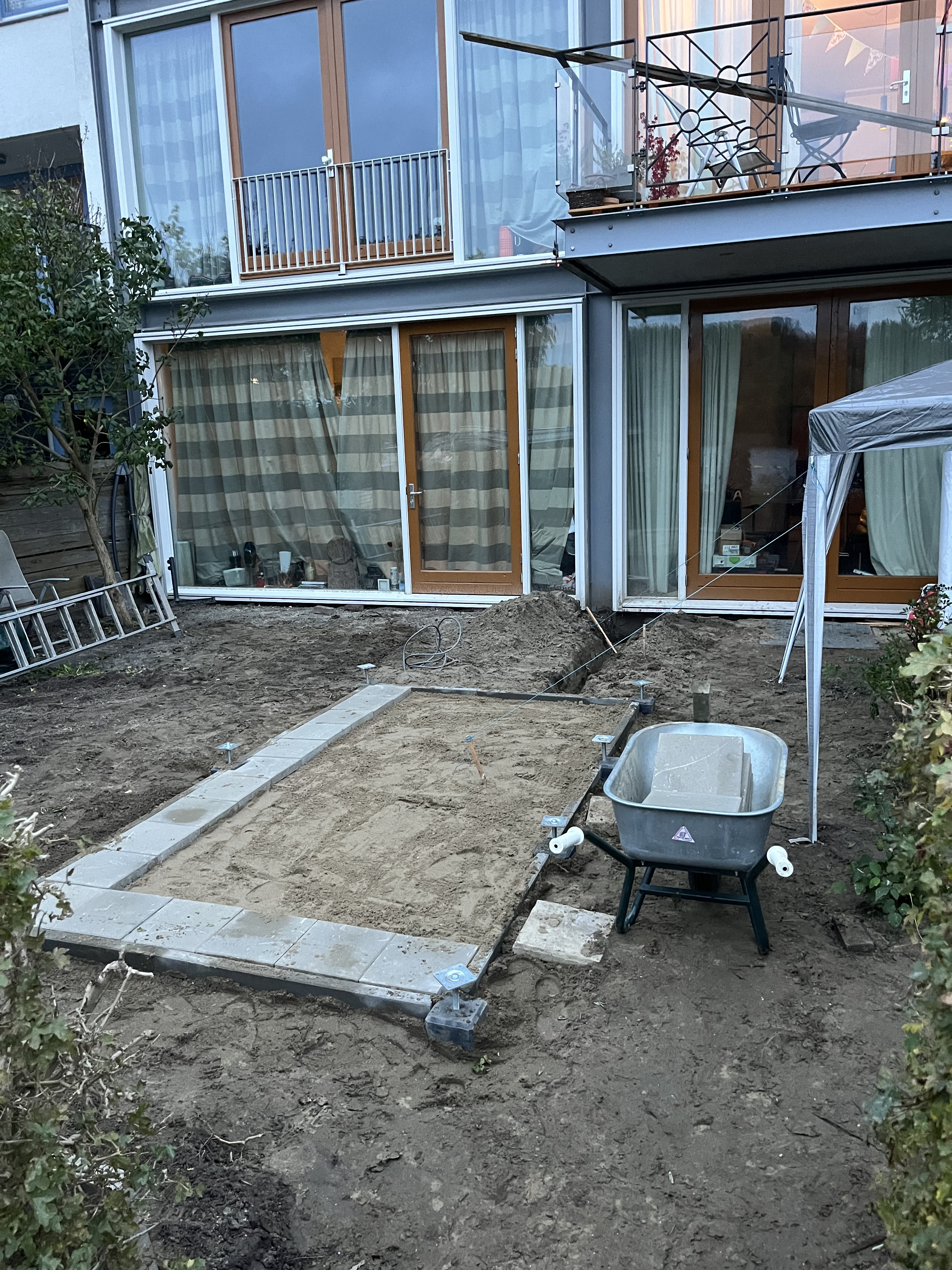 Tuin vóór renovatie – Pybo Steenstrastraat, Amsterdam